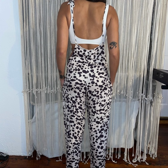 Stillwater LA Cow Print Some Beachy Overalls - Picture 3 of 5